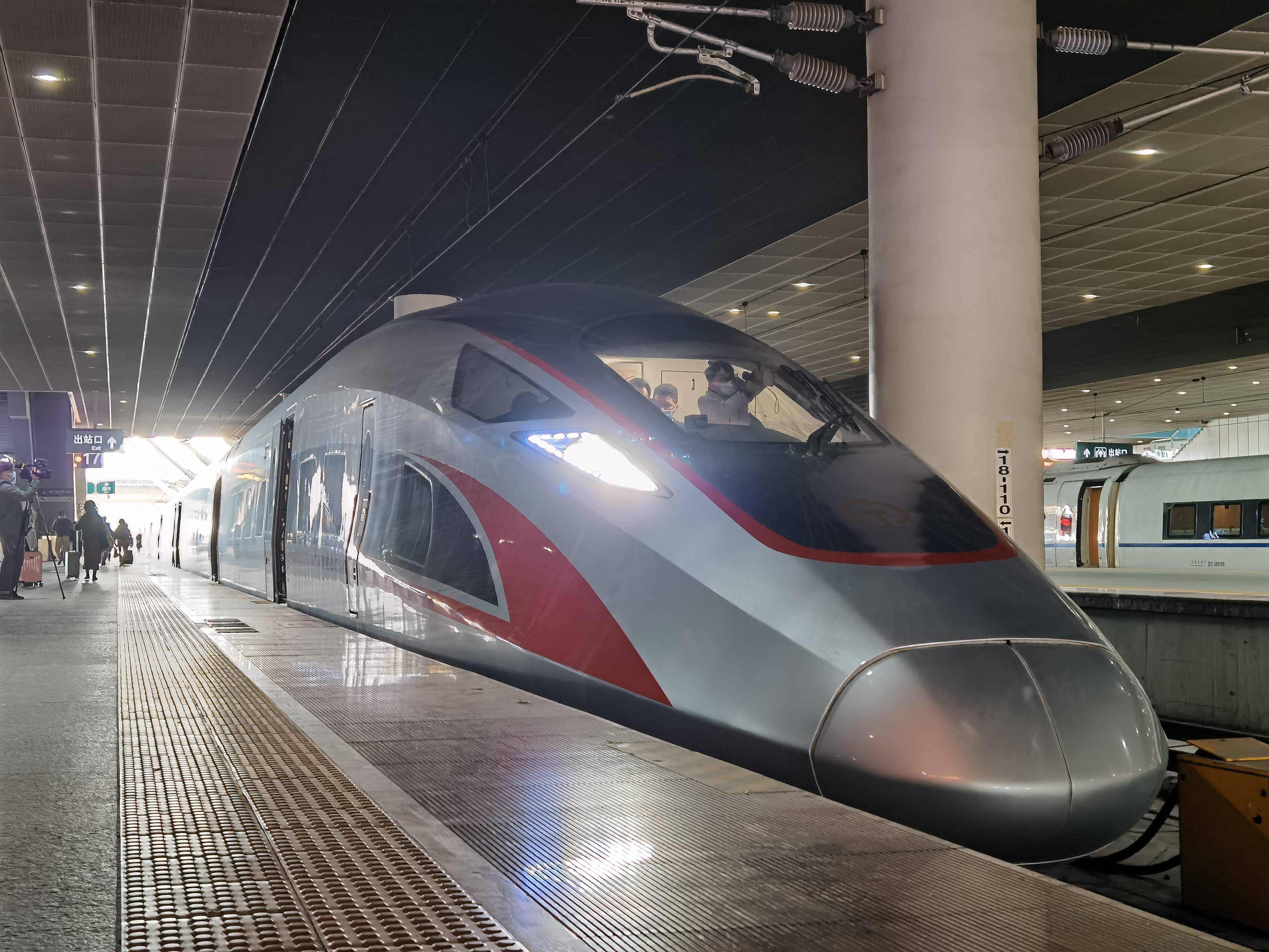 【深圳到赣州高铁疫情,深圳到赣州高铁要多久】