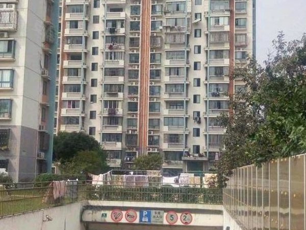 【川杨新苑疫情，川杨新苑疑似病例】