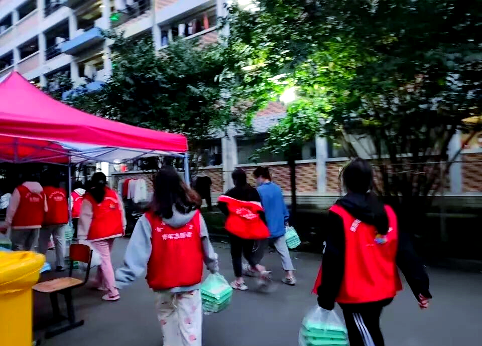 【校园疫情防控,校园疫情防控黑板报内容】