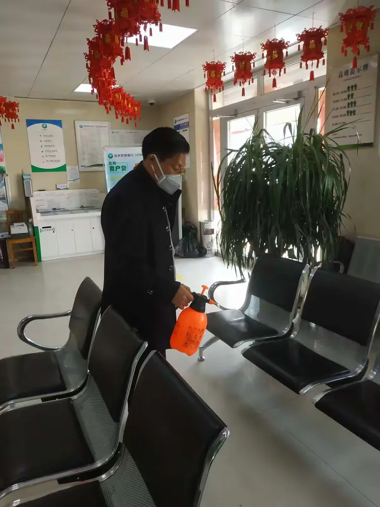 疫情期间上班违法吗】