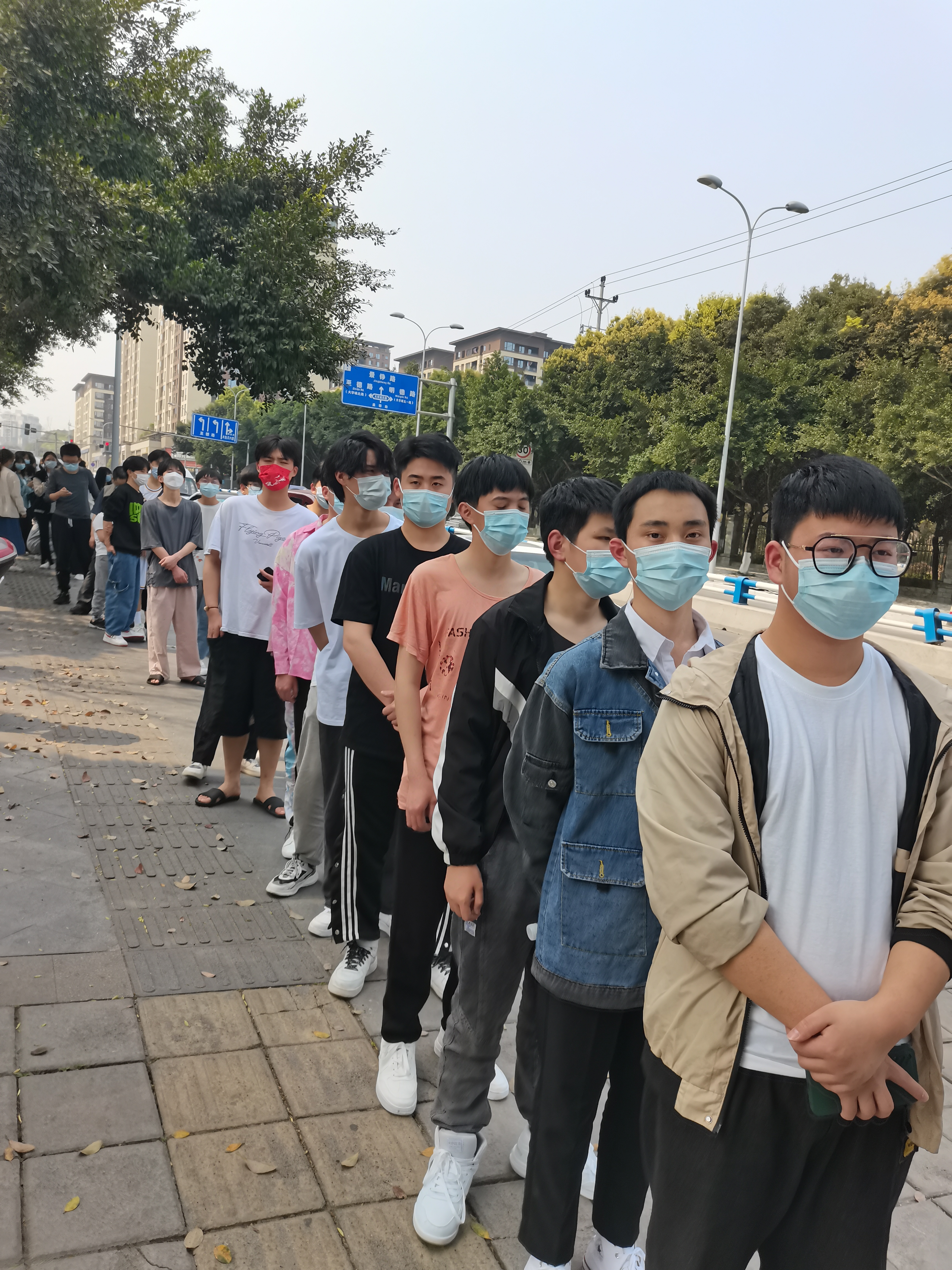 电脑启动蓝屏0x0000006b怎么解决】