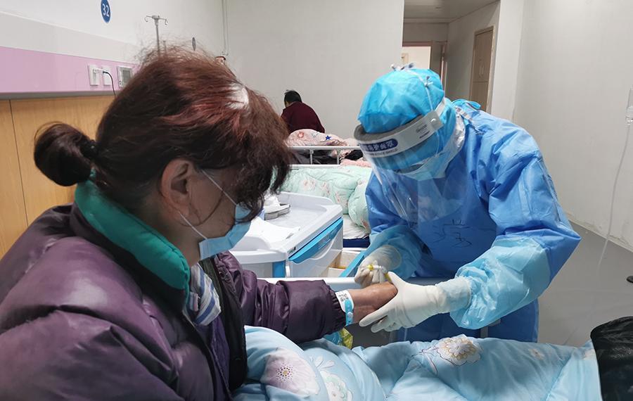 【疫情感动视频_疫情感人视频片段】