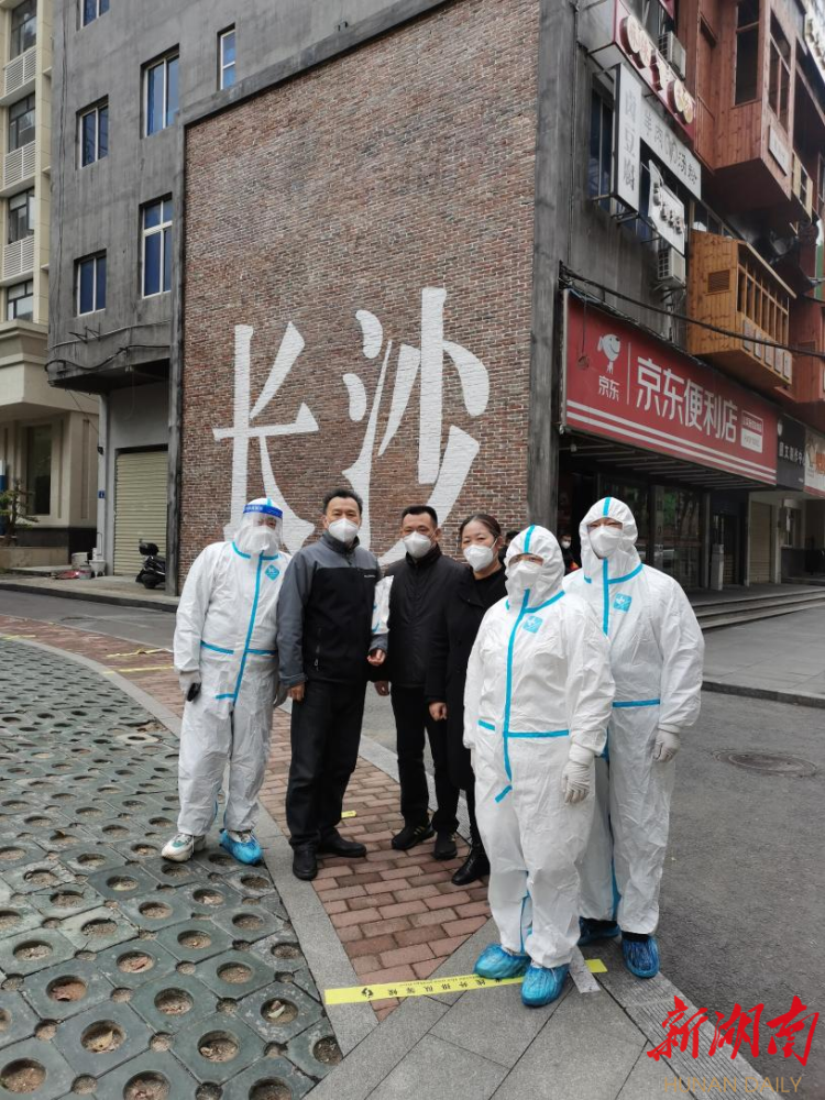 【深入防控疫情第一线，深入防控疫情第一线做到】